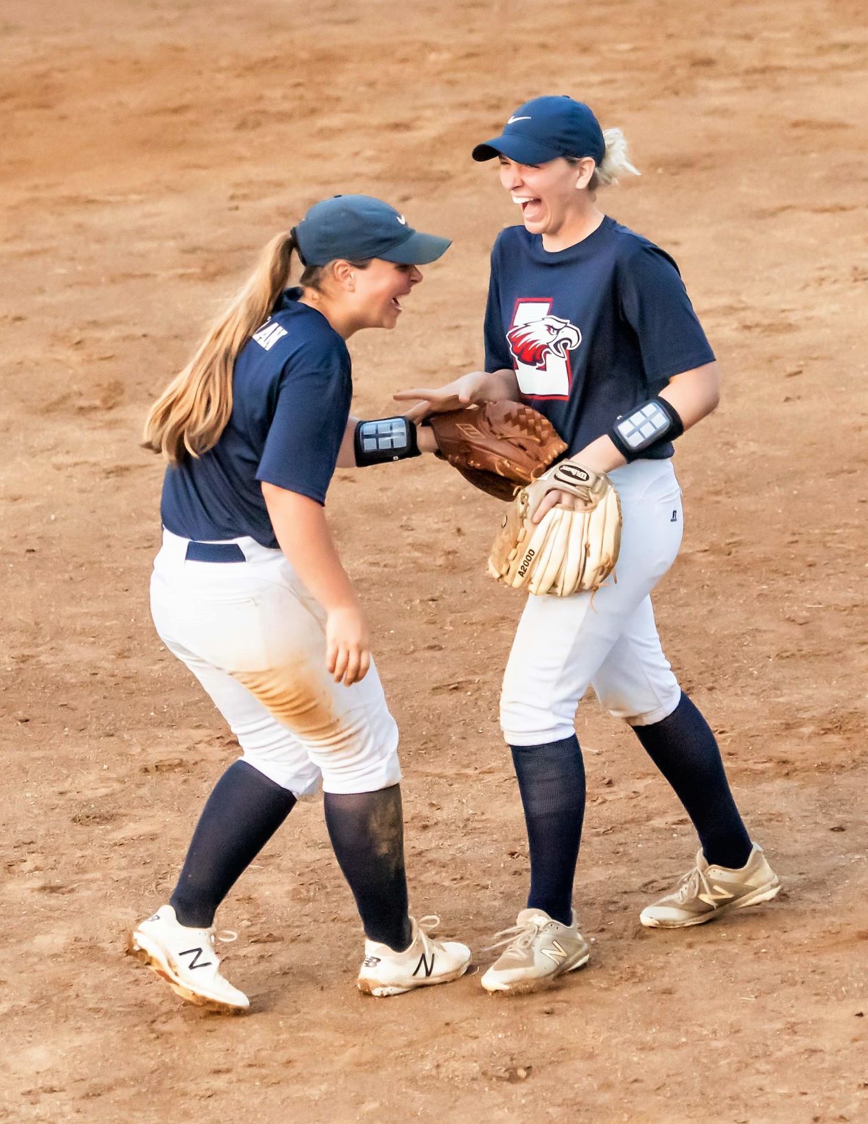 B_LHS_Soft_206_Anna_Marie_Hockman_Morgan_Hatcher.jpg